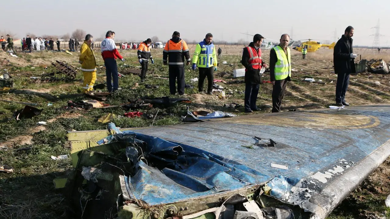 وزیر راه برای پیگیری سانحه سقوط هواپیما به اوکراین می‌رود
