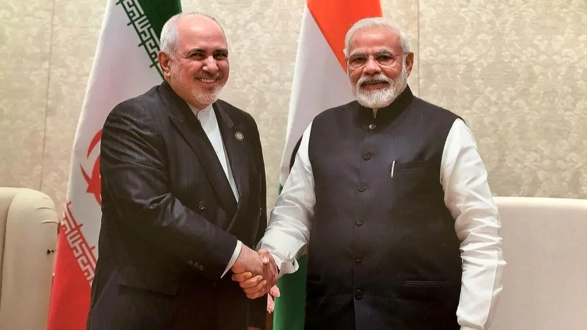 «ظریف» با نخست‌وزیر هند دیدار کرد