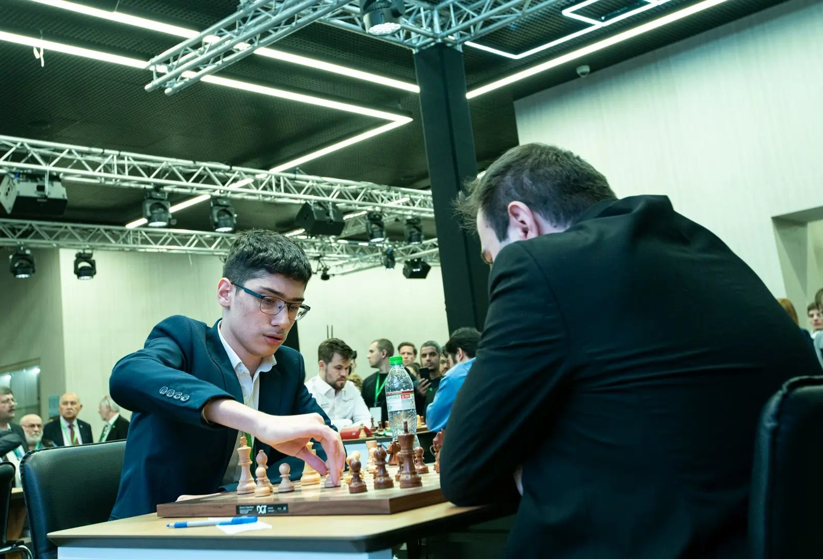 شکست فیروزجا در مقابل مرد شماره دو شطرنج جهان