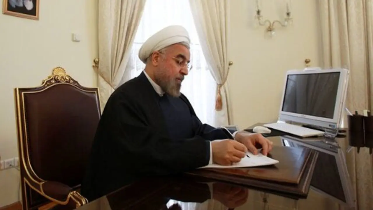 واکنش روحانی به اقدام رئیسی در صدور بخشنامه در حوزه فضای مجازی