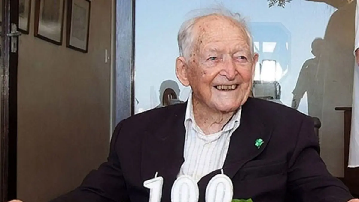 مشهورترین مزدور جهان در 100 سالگی مرد