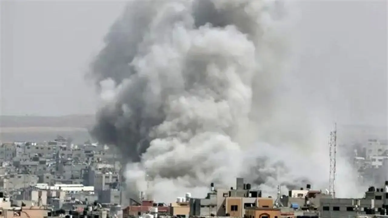 جنگنده‌های رژیم صهیونیستی به جنوب غزه حمله کردند/ مقابله پدافند هوایی مقاومت