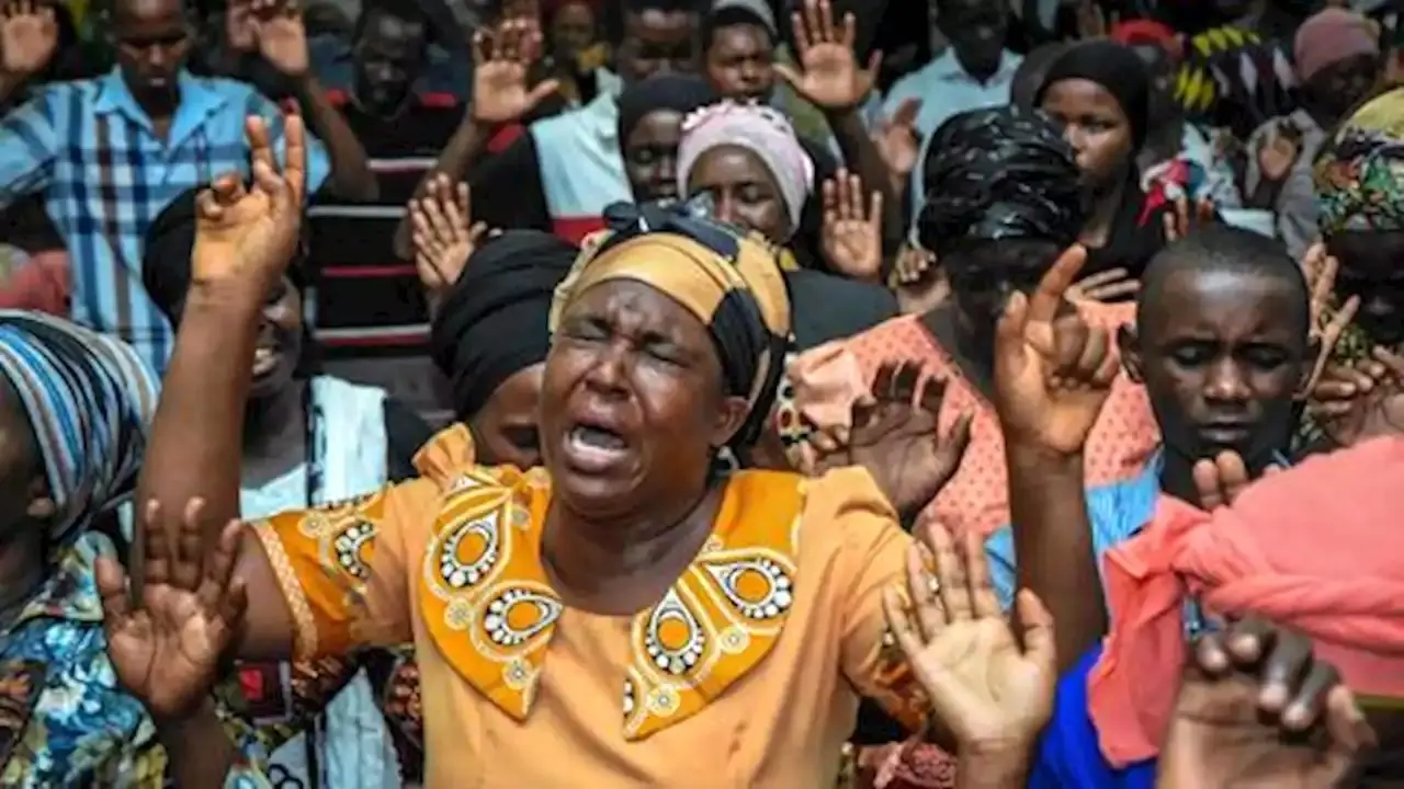ازدحام جمعیت در یک مراسم مسیحی در «تانزانیا» فاجعه آفرید