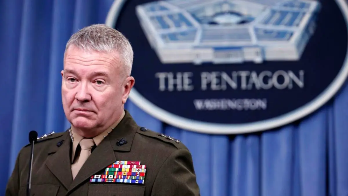 فرمانده سنتکام: آمریکا همچنان منتظر عملیات تلافی‌جویانه ایران است