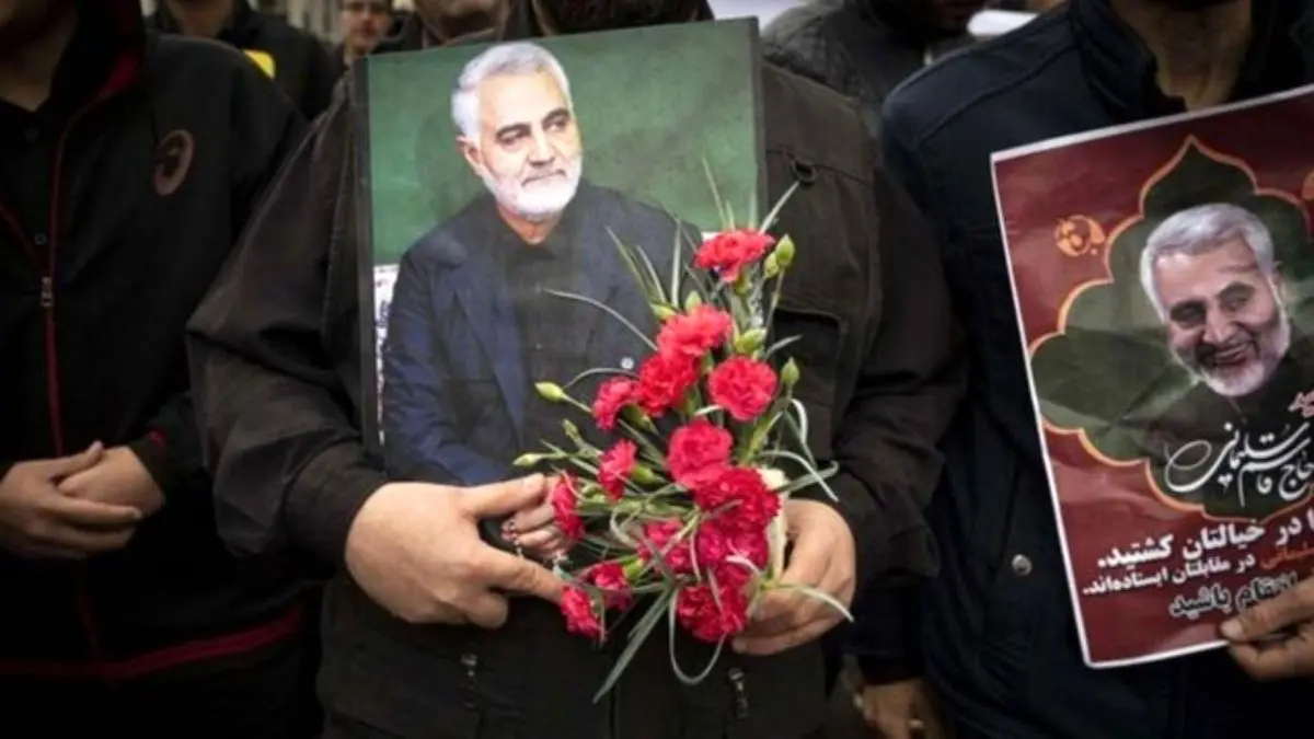 گرامیداشت یاد سردار سلیمانی و شهدای مقاومت در راهپیمایی 22 بهمن تهران