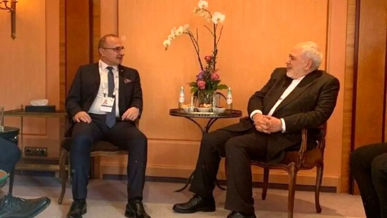 «ظریف» با وزیران خارجه عمان و کرواسی در مونیخ رایزنی کرد