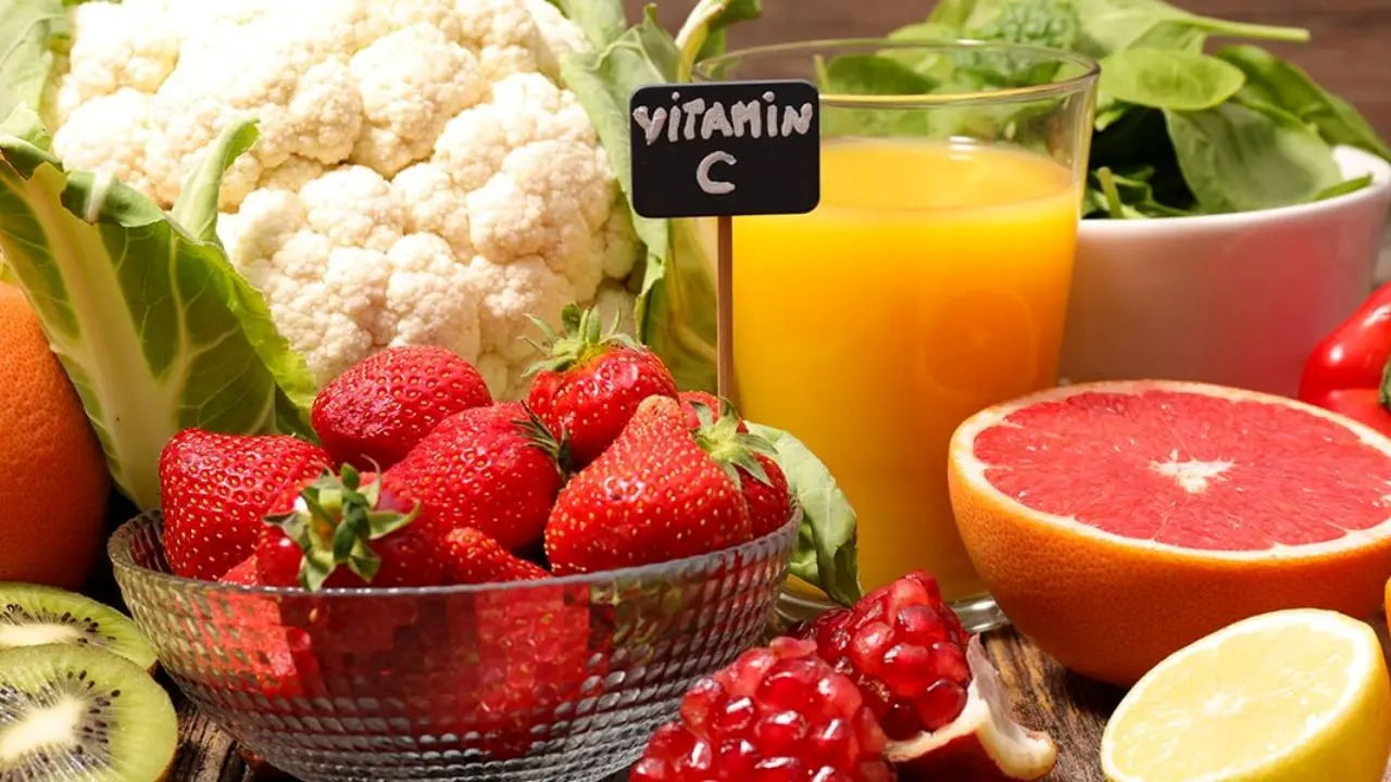مصرف ویتامین C و سبزیجات راهکاری برای پیشگیری از ابتلا به کرونا
