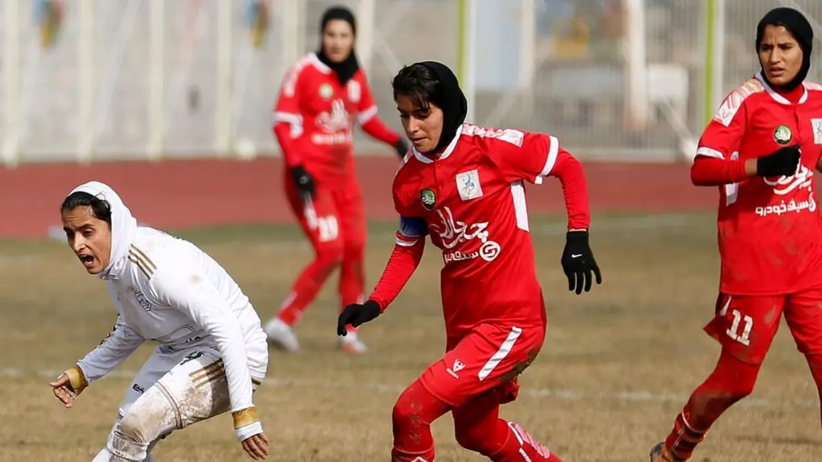 برتری شهرداری بم و وچان کردستان در لیگ فوتبال زنان