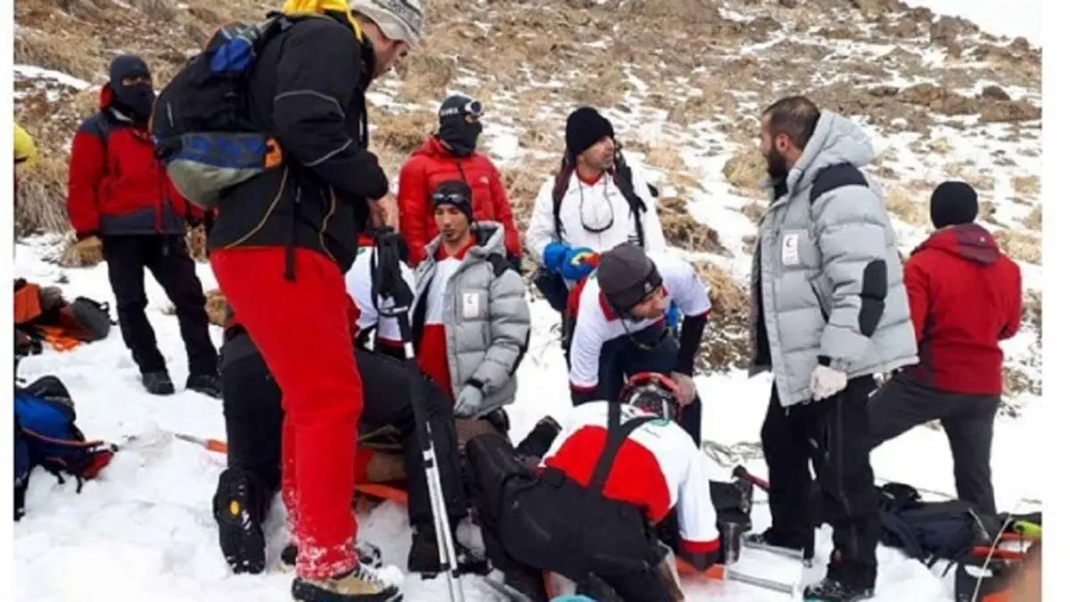 بهمن در پیست شمشک و مفقودی دو اسکی باز غیرایرانی/ تیم واکنش سریع استان تهران اعزام شد