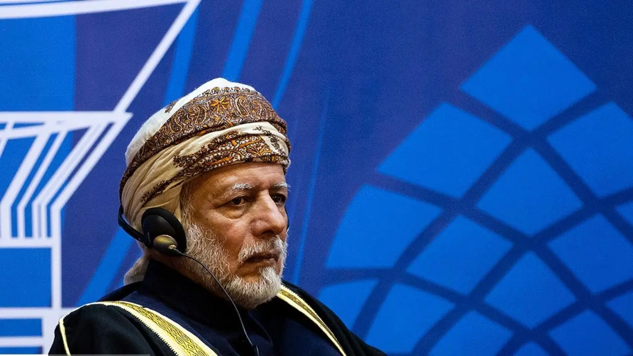 یوسف بن علوی: عمان برای کاهش تنش در خلیج فارس تلاش می‌کند