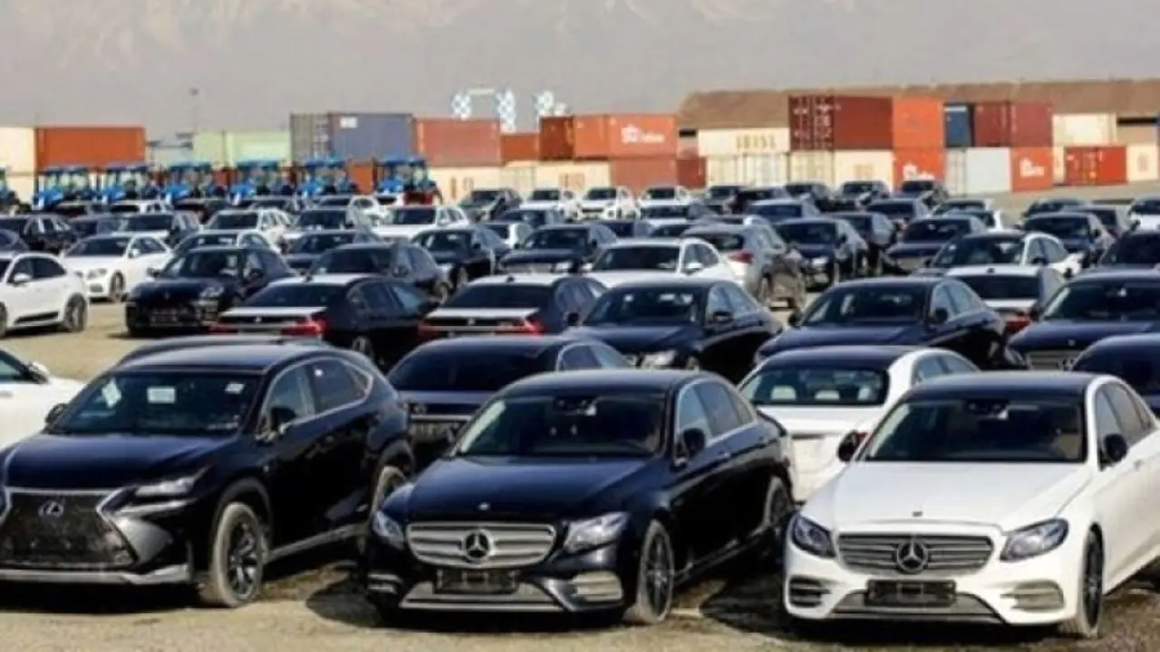 ترخیص خودروی وارداتی با پرداخت 40 درصد سود بازرگانی