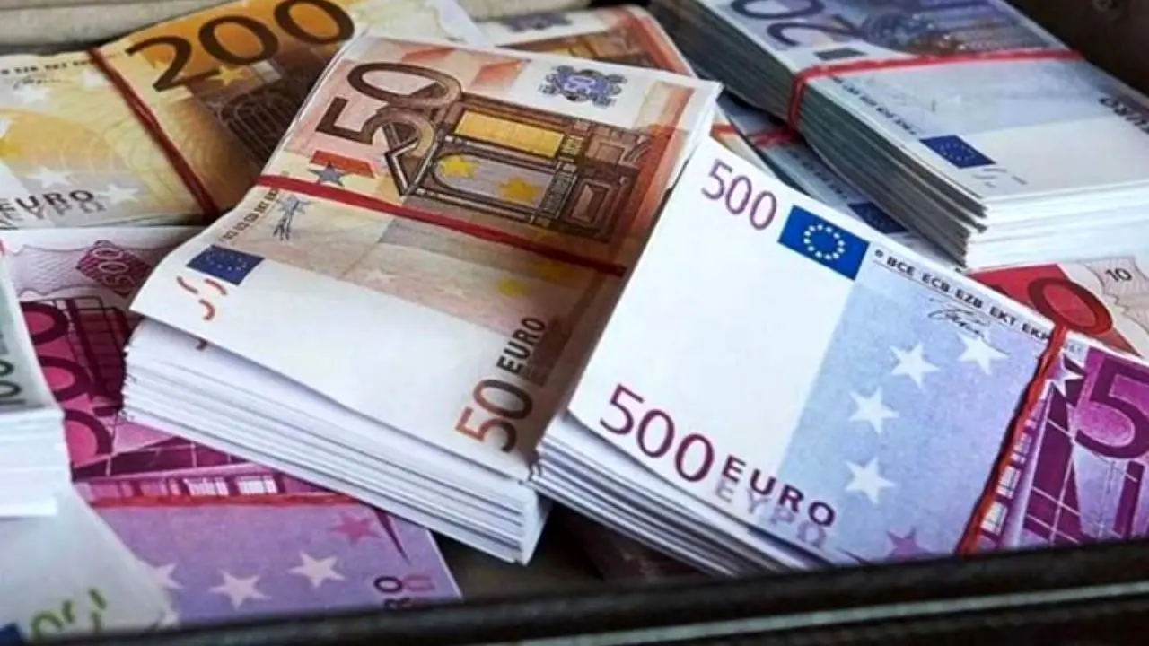 نرخ رسمی یورو افزایش یافت/ پوند ارزان شد