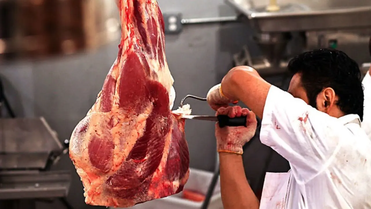 کرونا یا دلالان؛کدام یک در بازار گوشت قرمز اثرگذارند؟