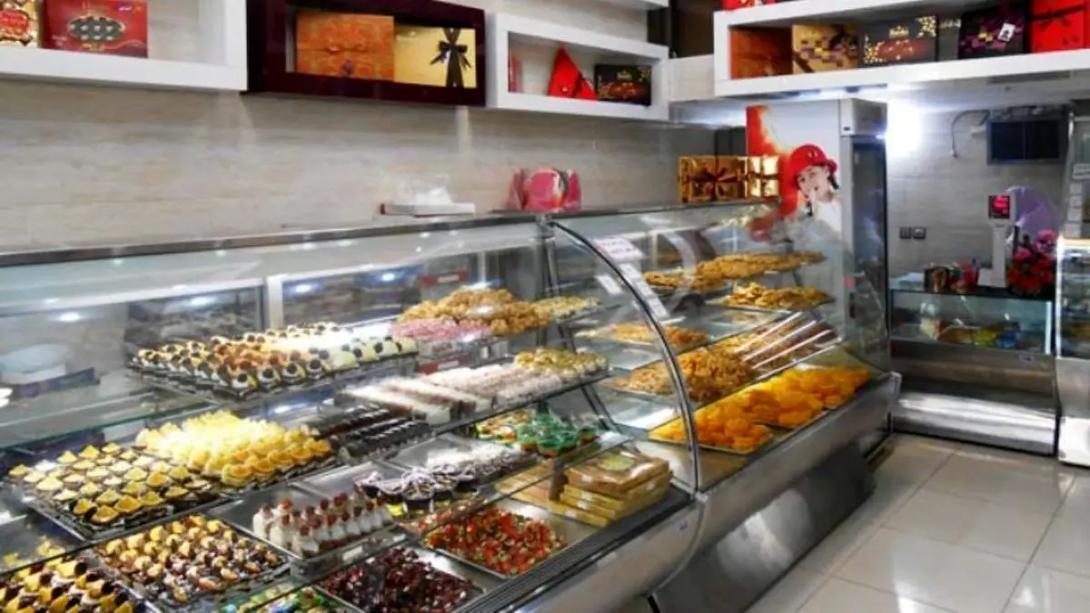 تلاش شیرینی فروشی‌ها برای مقابله با کرونا