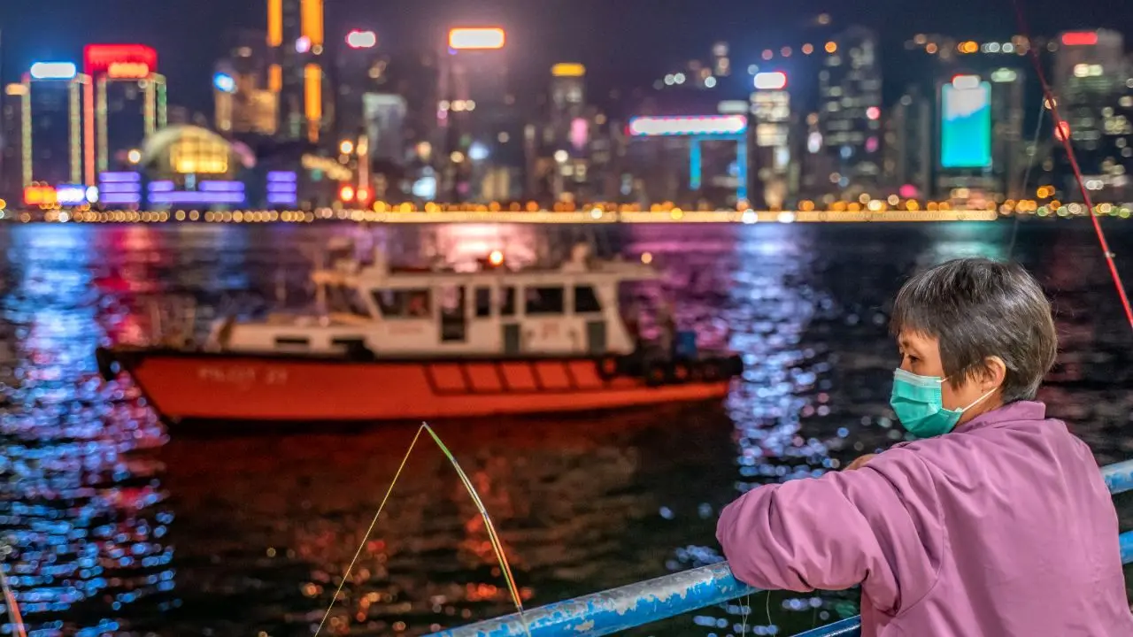 هنگ‌کنگ با پرداخت یارانه نقدی به جنگ تبعات کرونا می‌رود