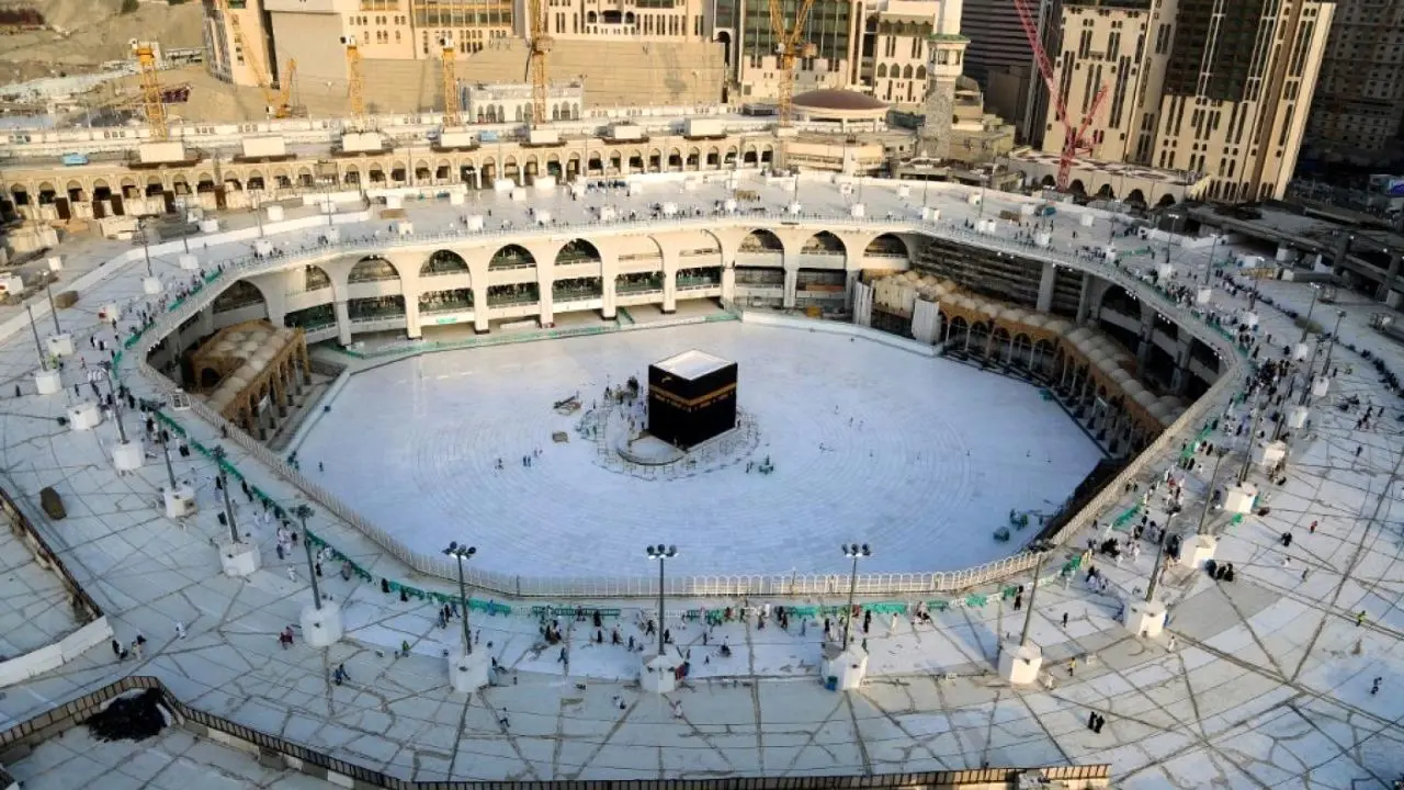 «مسجد الحرام» و «مسجد النبی» بعد از بسته شدن موقت باز شدند