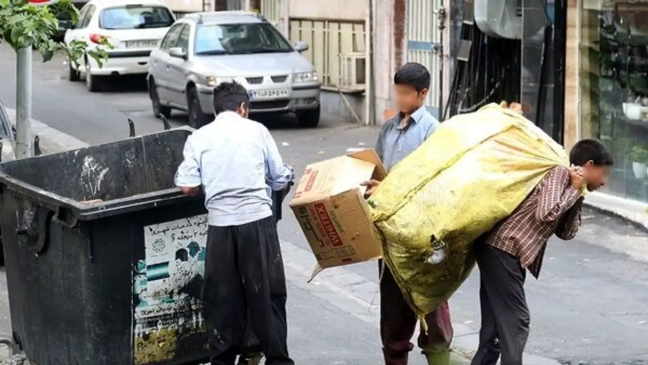 زباله‌گردی و تفکیک پسماند از مخازن شهری در تهران ممنوع شد