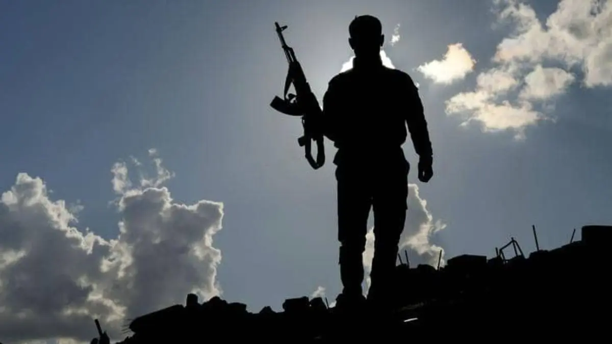 انبار مخفی سلاح داعش در غرب سامراء کشف شد