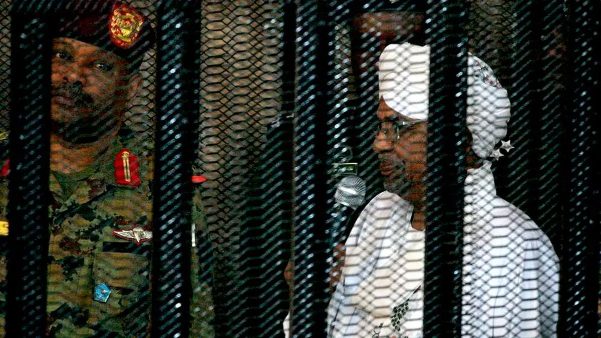 ده‌ها دیپلمات سودانی به اتهام ارتباط با دولت «عمر البشیر» اخراج شدند