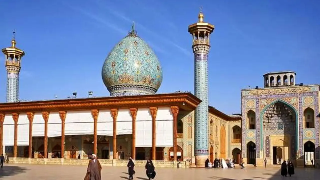 حرم مطهر شاهچراغ(ع) تعطیل نیست/ اعمال محدودیت در ترددها