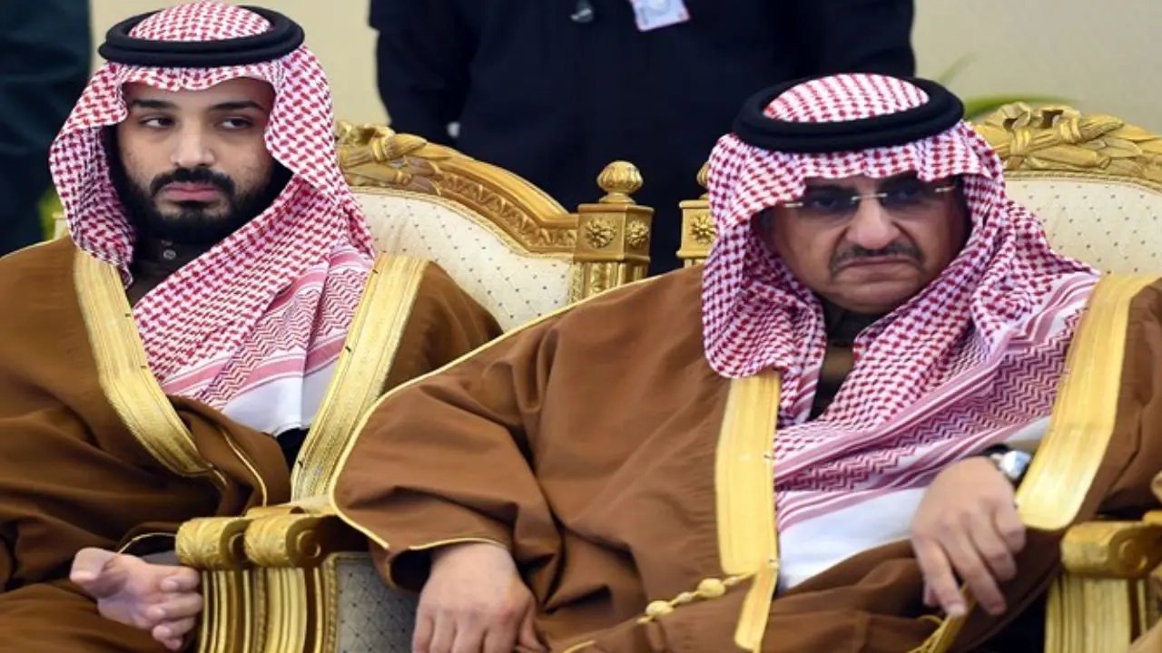 بلومبرگ: دربار سعودی می‌گوید شاهزاده احمد و بن‌نایف در تدارک کودتا بودند