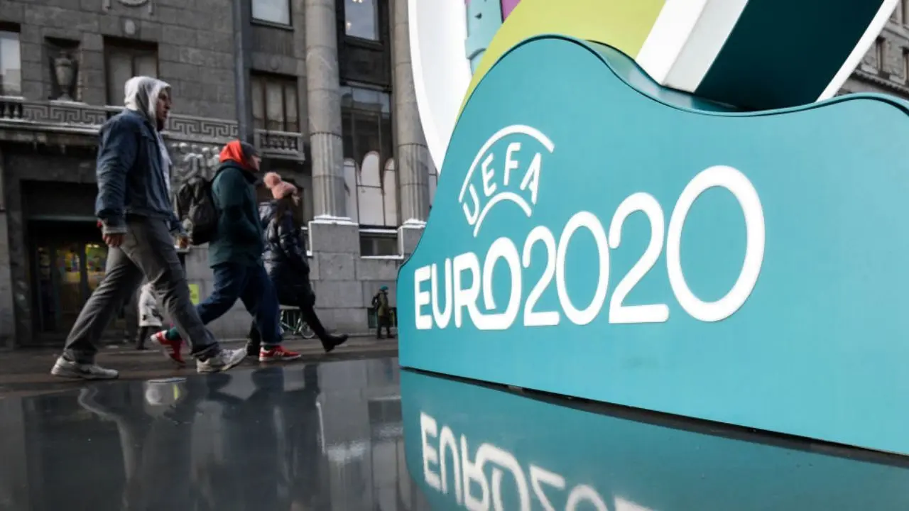 یورو 2020 به تاخیر نمی افتد