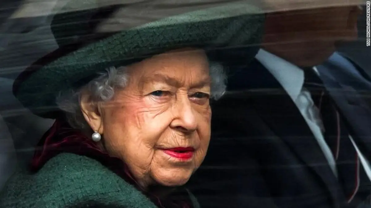 ملکه انگلیس تحت نظارت پزشکان قرار گرفت