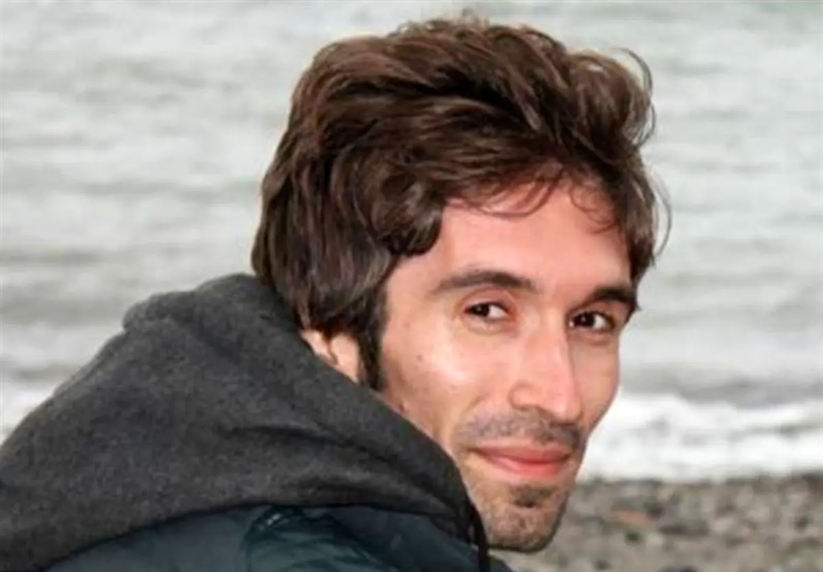 آرش صادقی به حبس و محرومیت از حضور در تهران محکوم شد