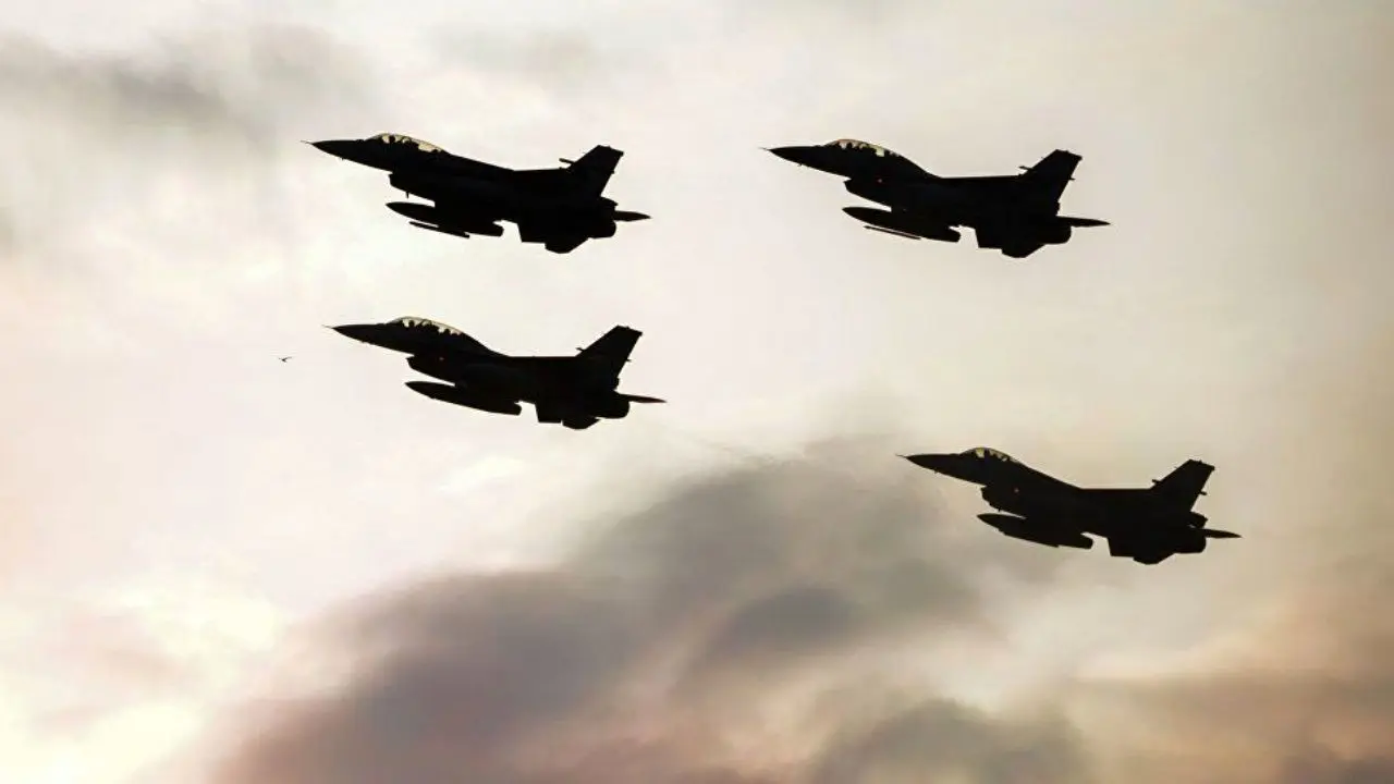 هواپیماهای جنگی بر فراز آسمان بغداد به پرواز درآمدند