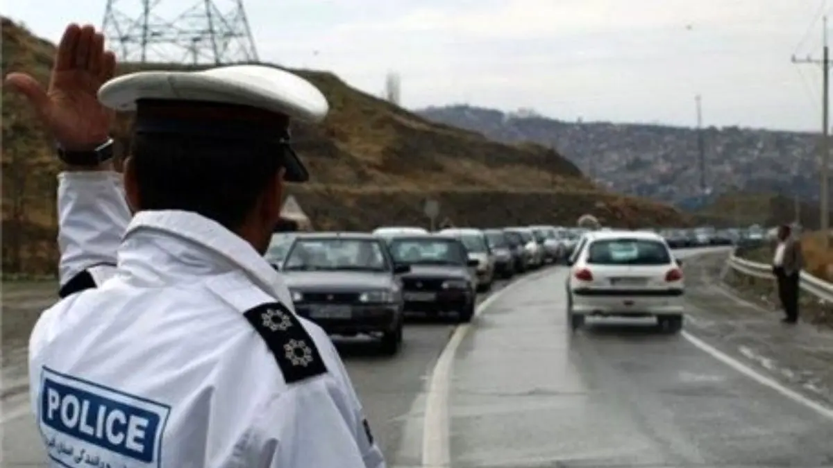 جریمه 45 هزار تومانی برای خودروهای فروشنده در حاشیه معابر