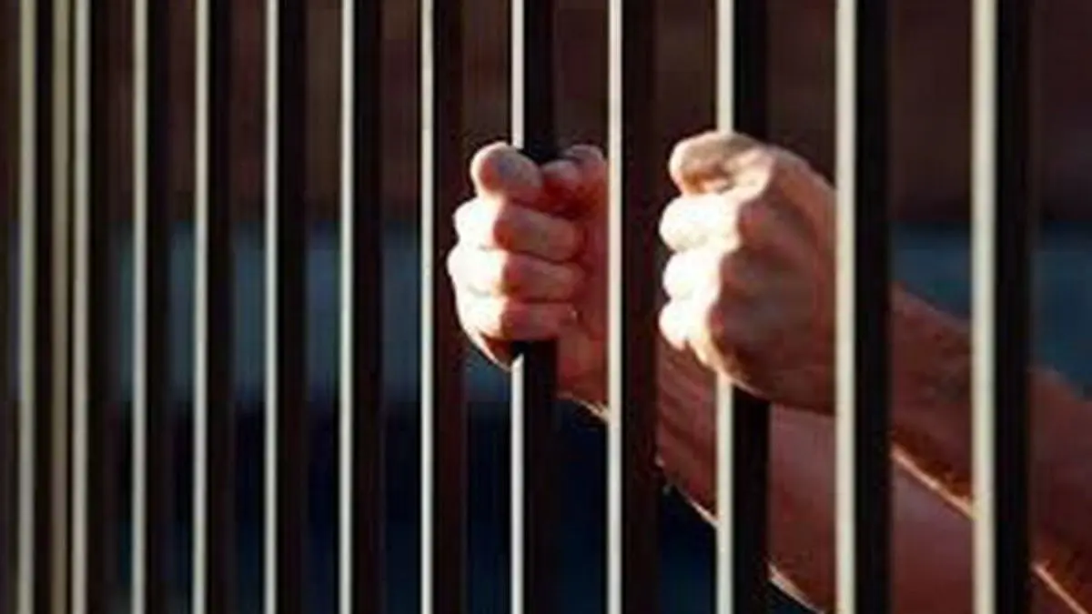 12 نفر از زندانیان فراری سقز به زندان بازگردانده شدند
