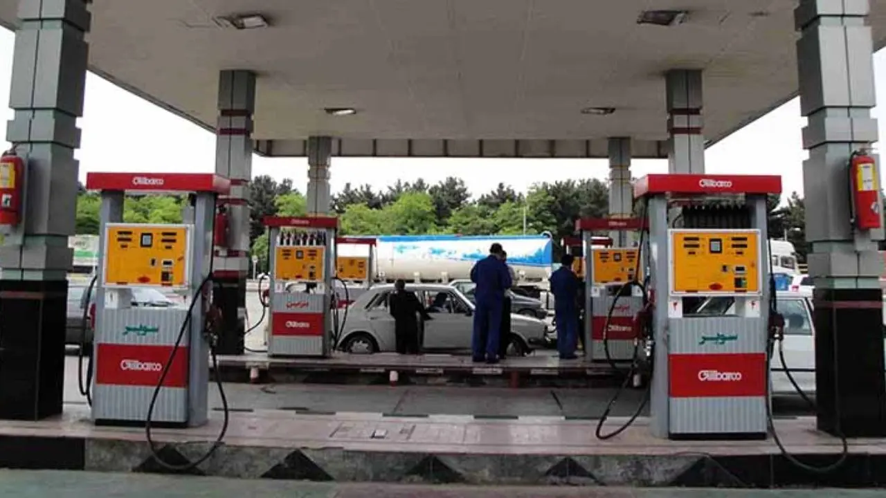 مصرف بنزین در تهران 50 درصد کاهش یافت