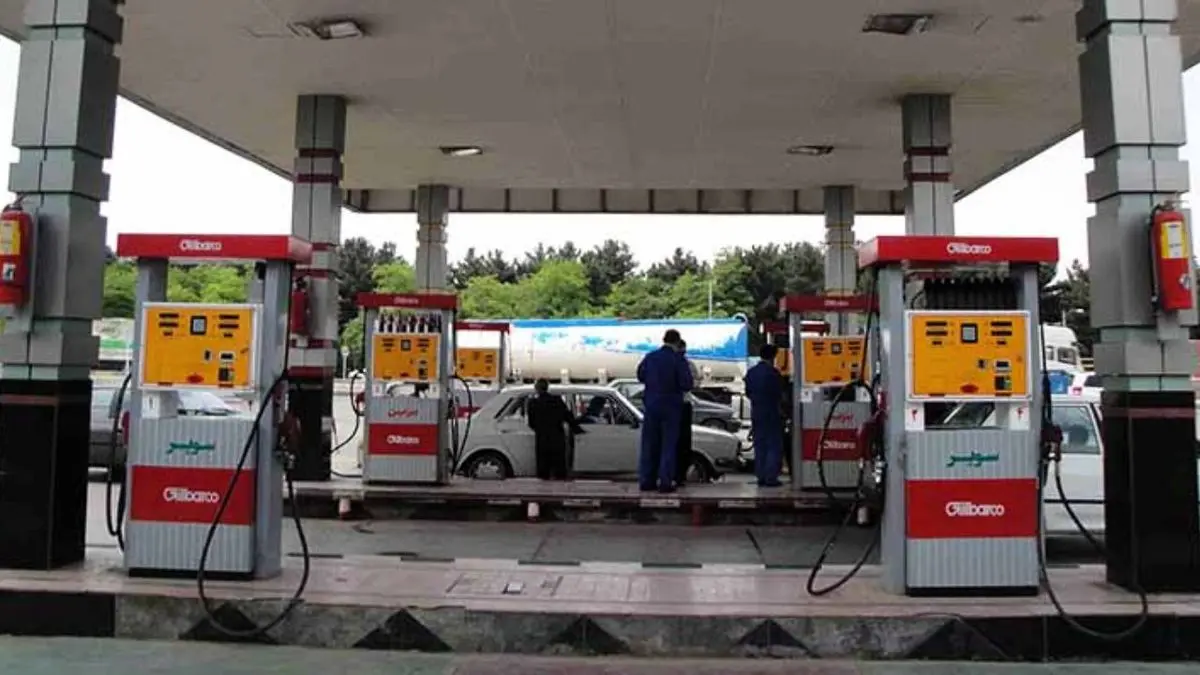 مصرف بنزین در تهران 50 درصد کاهش یافت