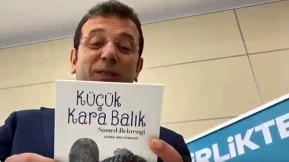 شهردار استانبول کتاب «ماهی سیاه‌کوچولو» از صمد بهرنگی را پیشنهاد می‌دهد + ویدیو