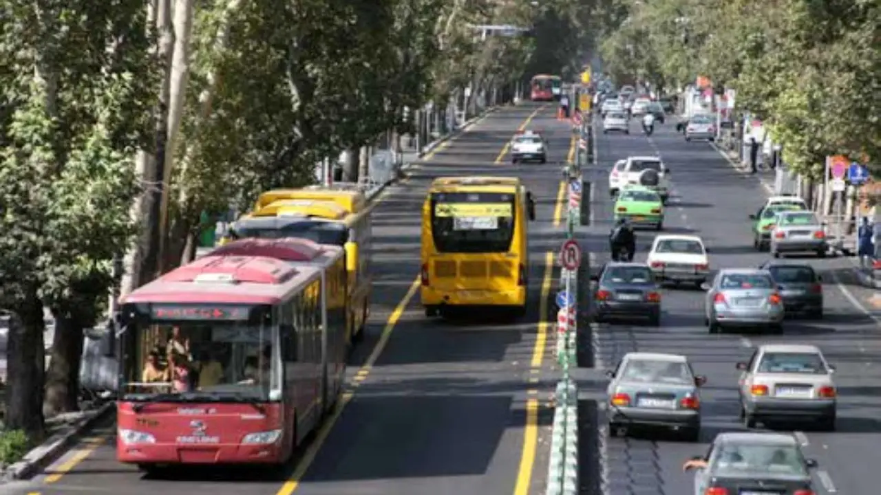 اتوبوس و مینی‌بوس دربستی در تهران آغاز به کار کردند