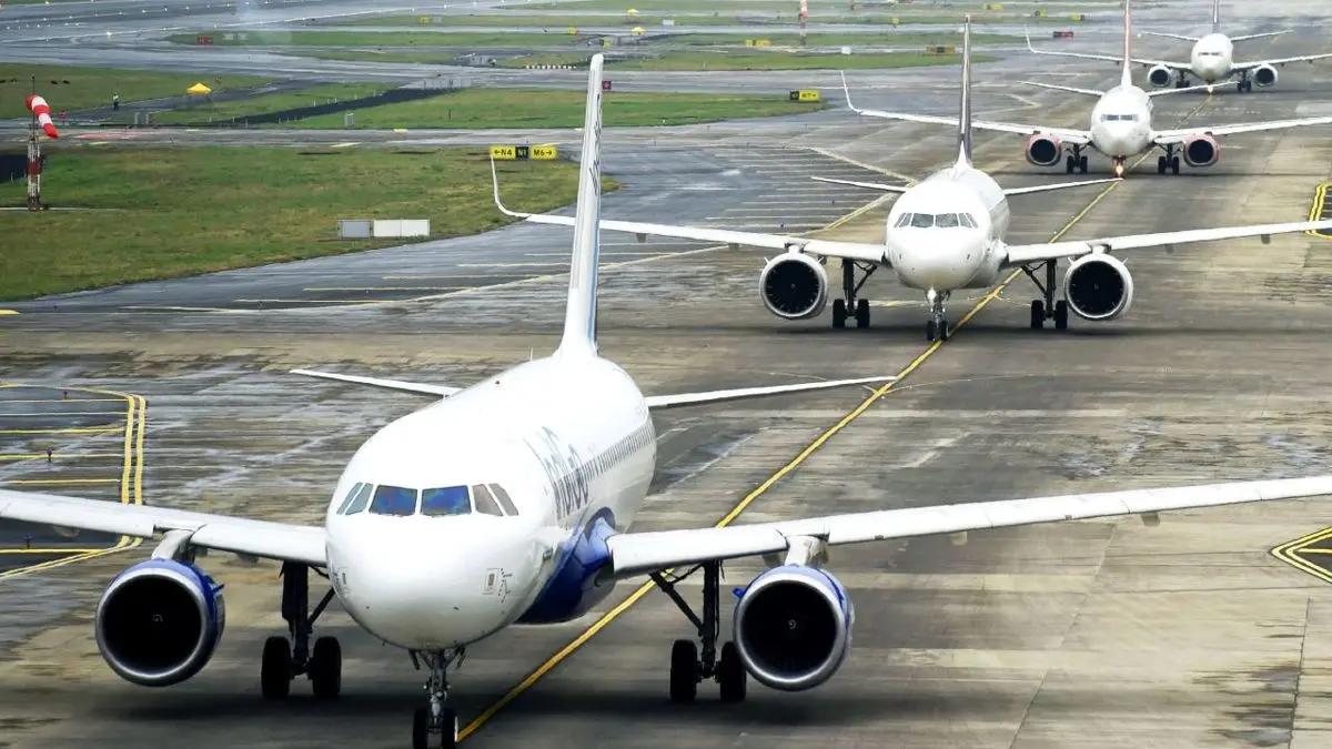 آخرین وضعیت فرودگاه‌های کشور بعد از اجرای طرح فاصله گذاری هوشمند