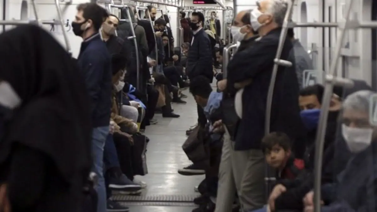 ستاد مقابله با کرونا پیشنهاد استفاده اجباری از ماسک در مترو را رد کرد