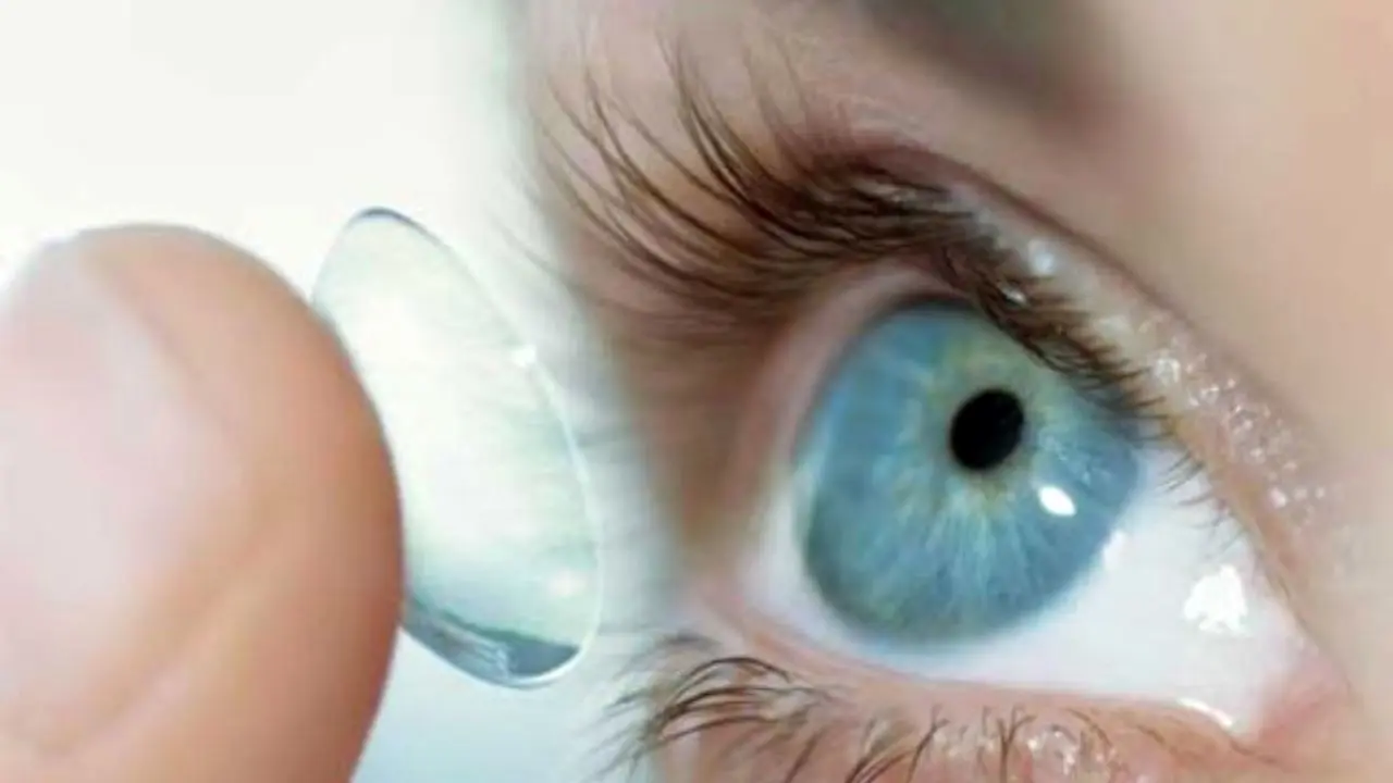آیا لنزهای تماسی خطر ابتلا به کرونا را افزایش می‌دهند؟