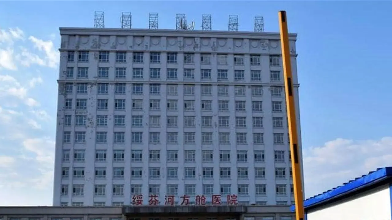 چینی‌ها 6 روزه بیمارستان 580 تخت‌خوابی ساختند