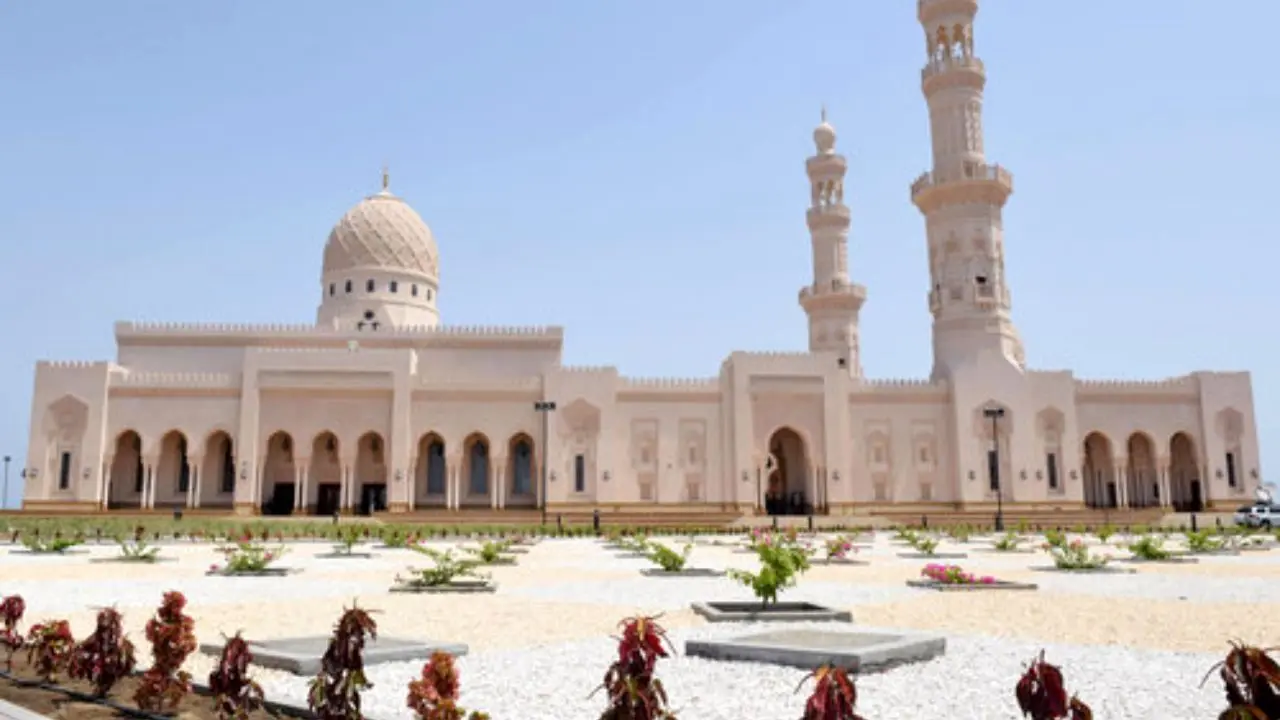 تعطیلی مساجد عمان در ماه مبارک رمضان
