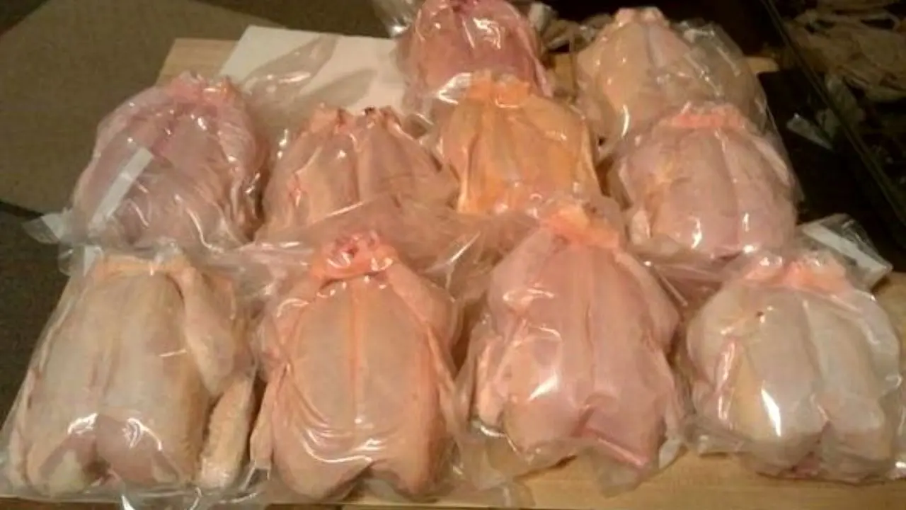 عوارض صادراتی مرغ گوشتی به 1500 تومان کاهش یافت