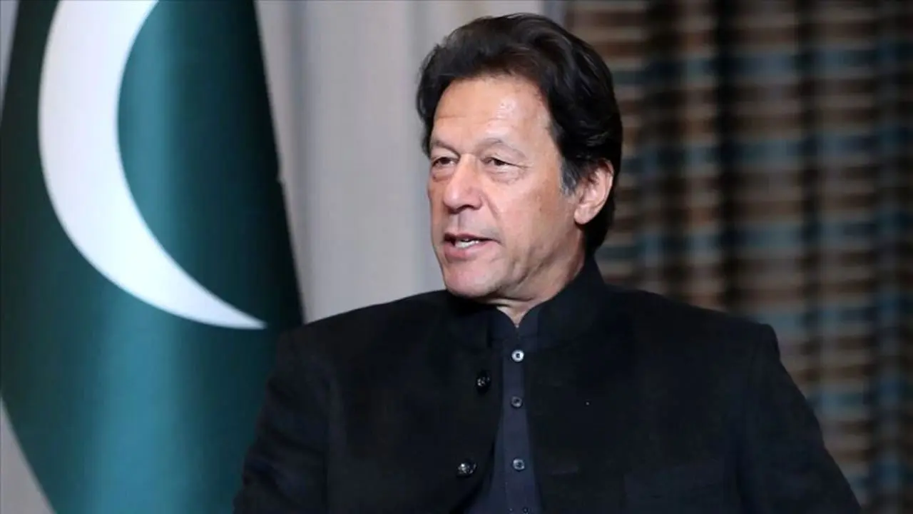 نخست‌وزیر پاکستان آزمایش کرونا داد