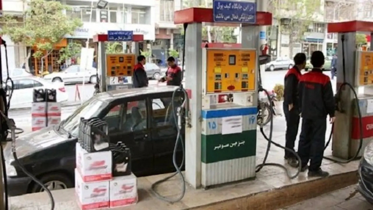 کاهش 50 درصدی مصرف بنزین جایگاه‌داران را با مشکل روبه رو کرده است