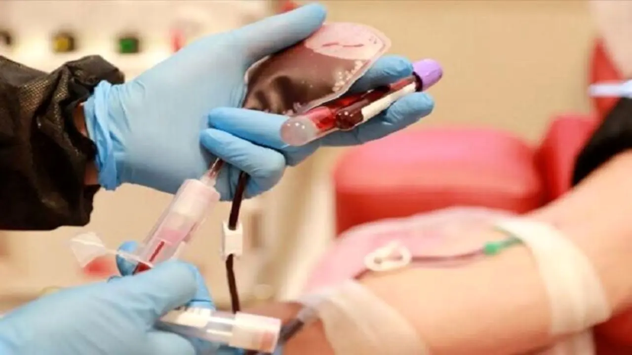 بهبودیافتگان کرونا برای «اهدای پلاسما» به مراکز انتقال خون مراجعه کنند