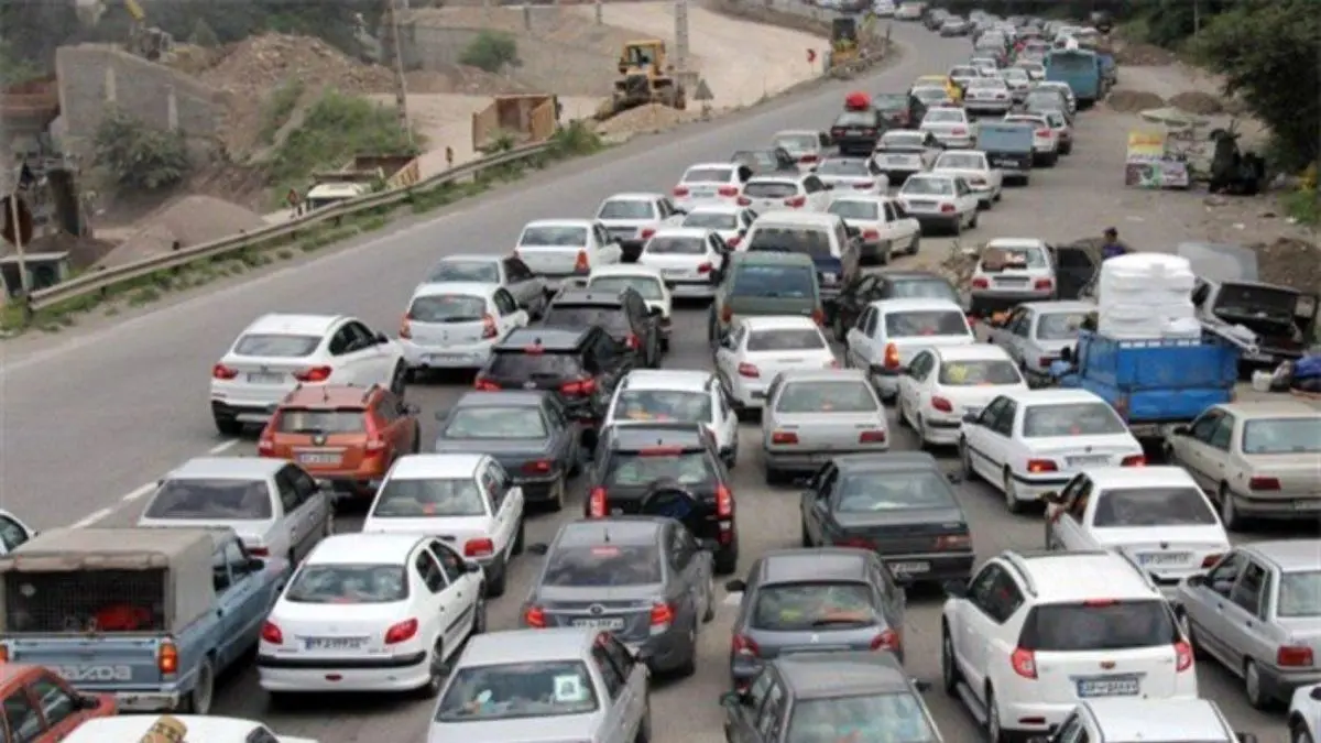 ترافیک سنگین در محور فیروزکوه/ کندوان و هراز بعدازظهر امروز یکطرفه می‌شود