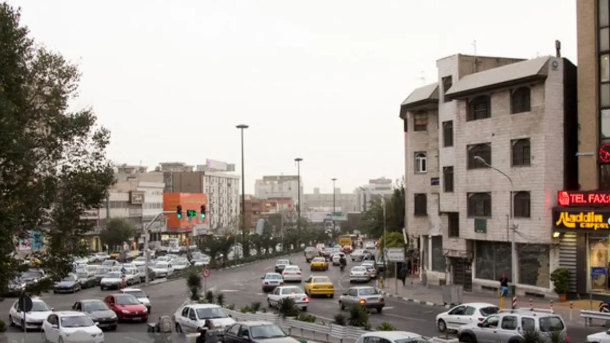 هوای تهران در مناطق پرتردد نامطلوب است
