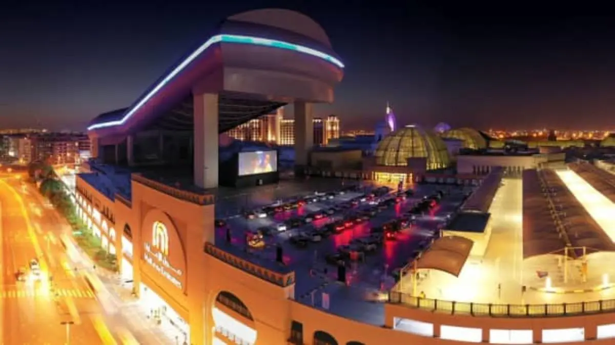 راه‌اندازی سینما -ماشین در دوبی برای مقابله با ویروس کرونا