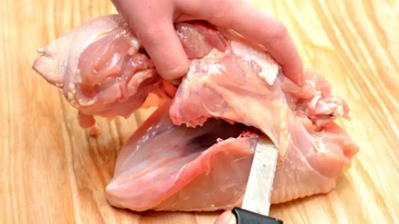 ویروس کرونا| قطعه کردن مرغ در فروشگاه‌ ها ممنوع شد