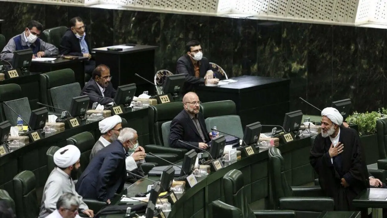 رودررو شدن قالیباف و آقاتهرانی در صحن مجلس+ عکس