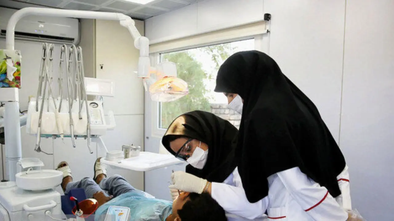 شرط رضایت شوهر در آزمون دستیاری دندانپزشکی در تضاد با قانون است